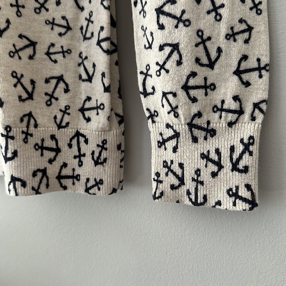 ⚓️ ANCHORS AWAY Adorable coastal sweater with blue anchors on cream background M - Picture 6 of 10